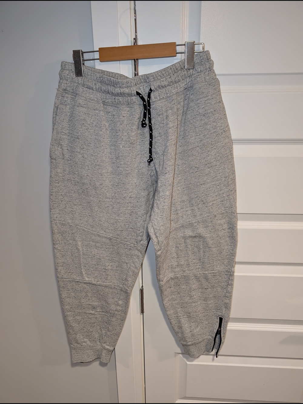 Gray Speckled Jogger Sweatpants with Black Contrast Drawcord